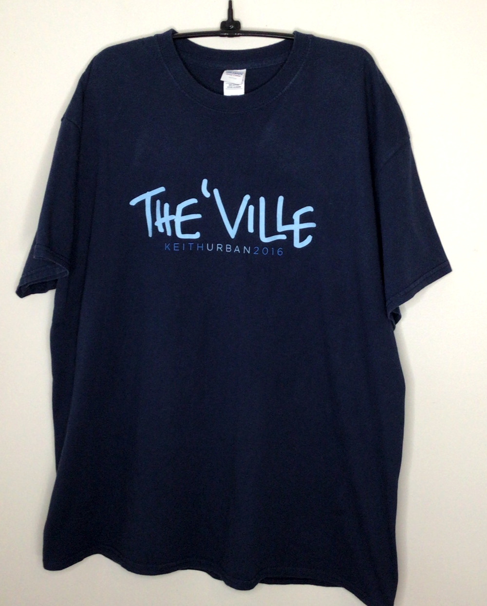 Gildan Keith Urban Navy w/Light Blue The Ville 2016 Fan Club T-Shirt Size XL